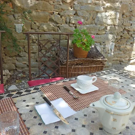 Frühstückspension La Maison Des Palmiers Homps (Aude)